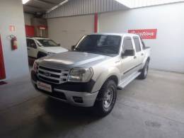 FORD - RANGER - 2010/2011 - Prata - R$ 77.900,00
