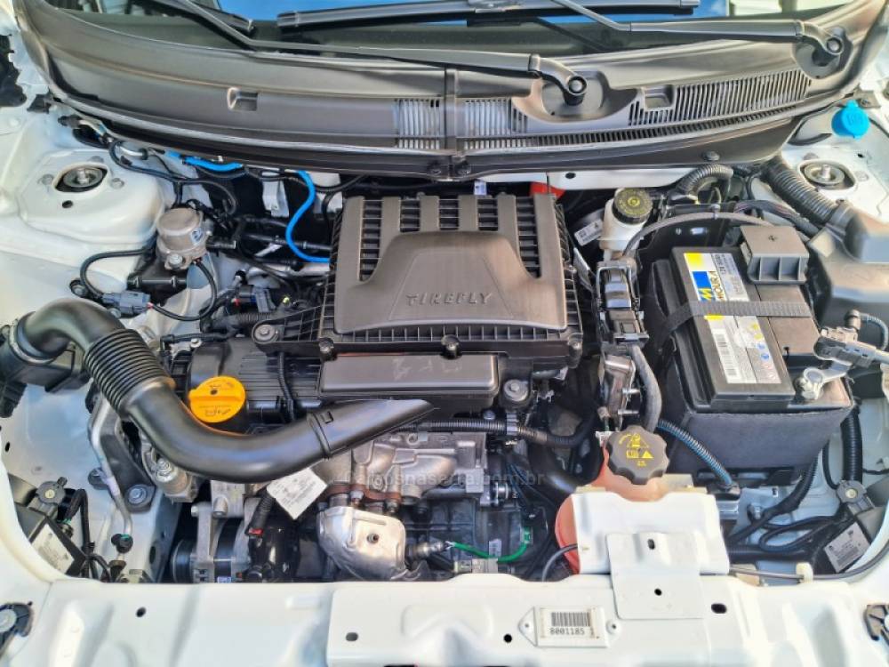 FIAT - CRONOS - 2022/2023 - Branca - R$ 83.900,00