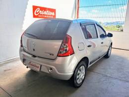 RENAULT - SANDERO - 2011/2011 - Prata - R$ 32.900,00