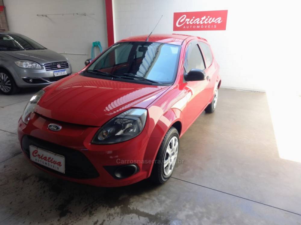 FORD - KA - 2012/2013 - Vermelha - R$ 27.900,00