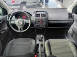 VOLKSWAGEN - POLO SEDAN - 2014/2014 - Branca - R$ 42.900,00