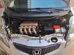 HONDA - FIT - 2011/2011 - Prata - R$ 41.900,00