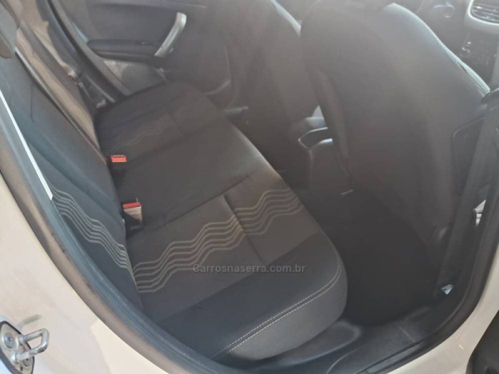 PEUGEOT - 2008 - 2018/2019 - Branca - R$ 61.900,00
