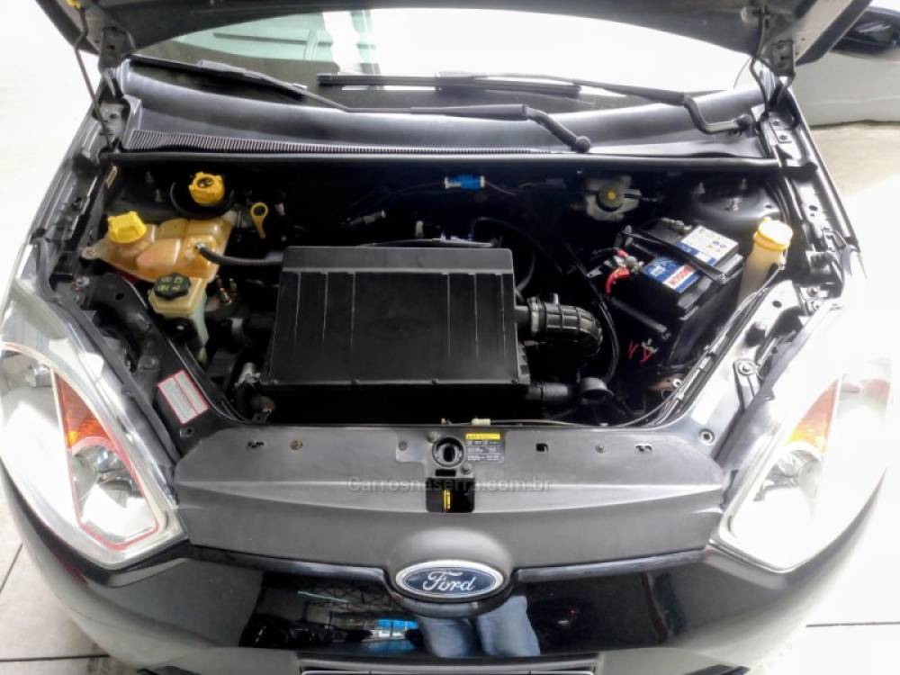 FORD - FIESTA - 2011/2012 - Preta - R$ 35.900,00