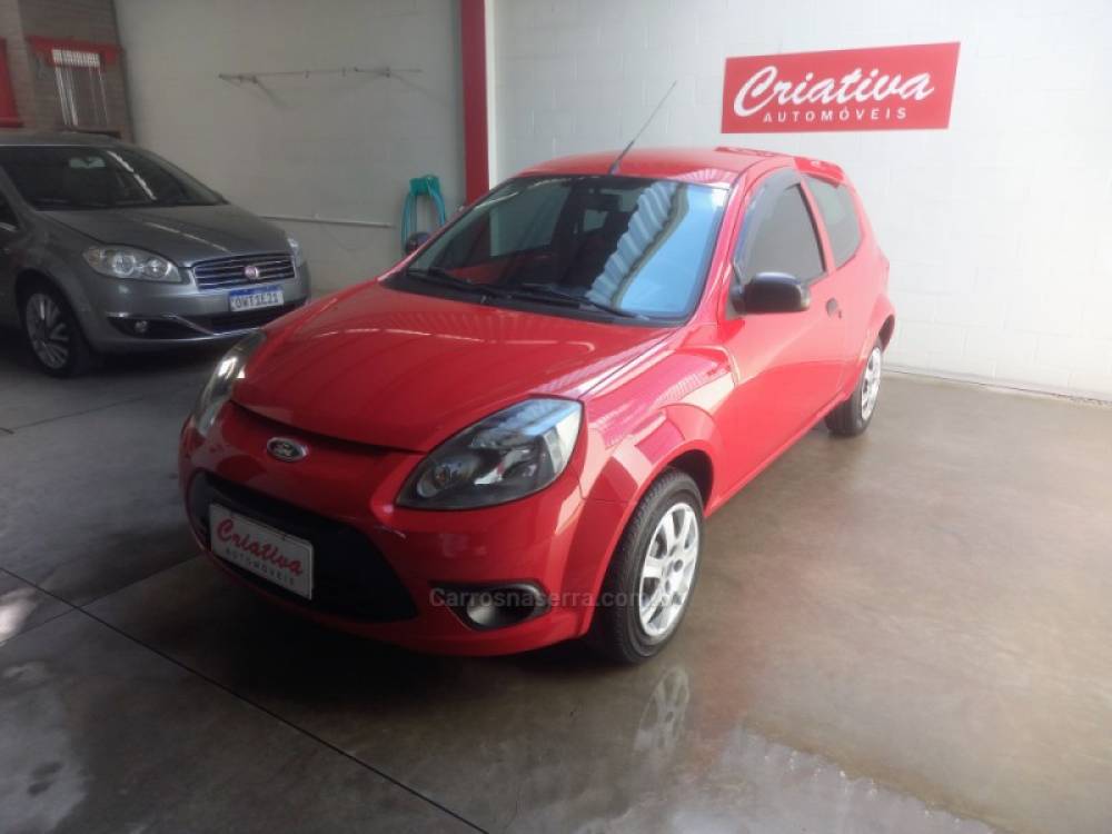 FORD - KA - 2012/2013 - Vermelha - R$ 27.900,00