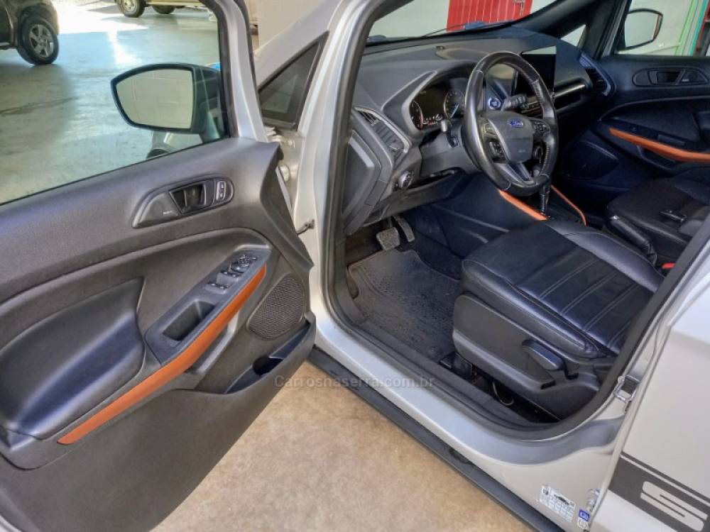 FORD - ECOSPORT - 2019/2020 - Prata - R$ 86.900,00