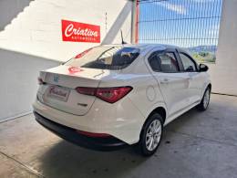 FIAT - CRONOS - 2022/2023 - Branca - R$ 83.900,00